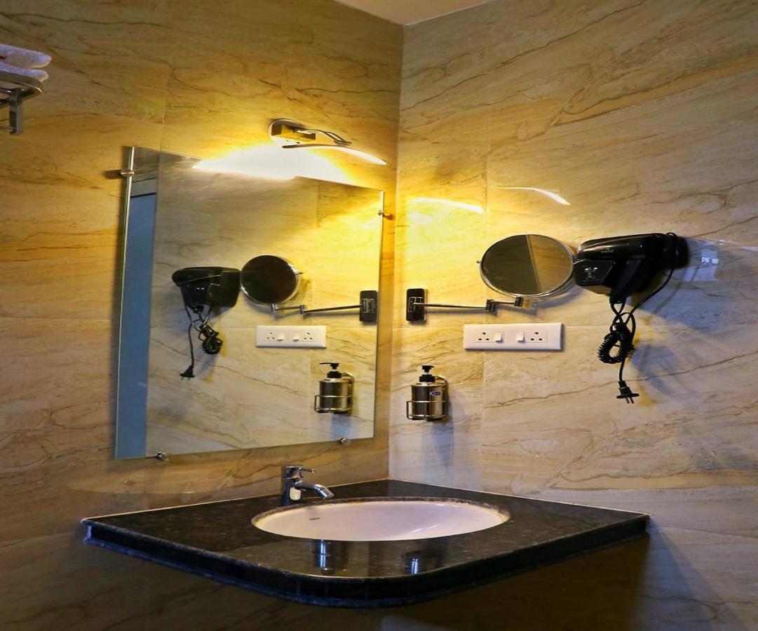 La Vera Boutique Hotel, Мандрем Екстериор снимка